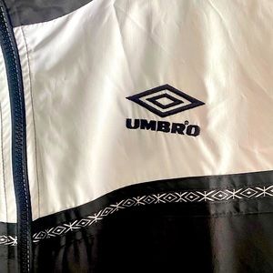 UMBRO - VINTAGE 1990’s WINDBREAKER - L